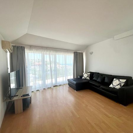 Апартамент Съни Хаус - Sunny House Apartment Byala  Buitenkant foto