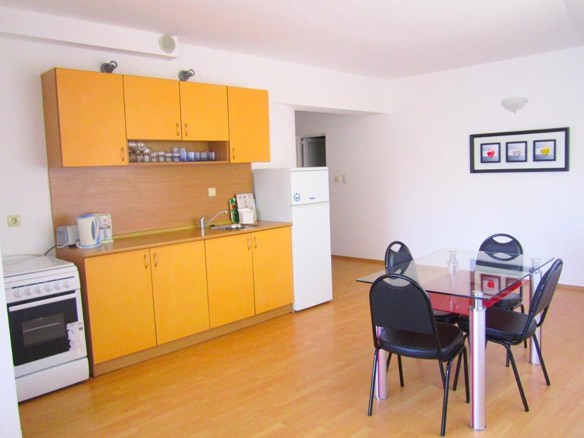 Апартамент Съни Хаус - Sunny House Apartment Byala  Buitenkant foto